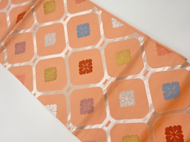 リサイクル　蜀江文に花菱模様織出し名古屋帯